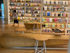 -猫的天空之城概念书店(北戴河蔚蓝海岸店)