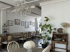 -MOMENT湖景餐厅(解放路店)