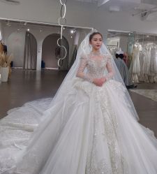 -艾米丽婚纱礼服