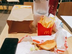 -麦当劳(安立路店)