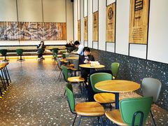 -星巴克臻选(湖滨道店)