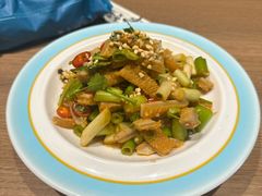 -街角等你.大连海鲜烧烤.经典铁板海鲜串(西安路店)