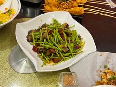 -巴陵广场