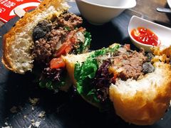 -HIGH FIVE哈福手工汉堡(桂林路店)