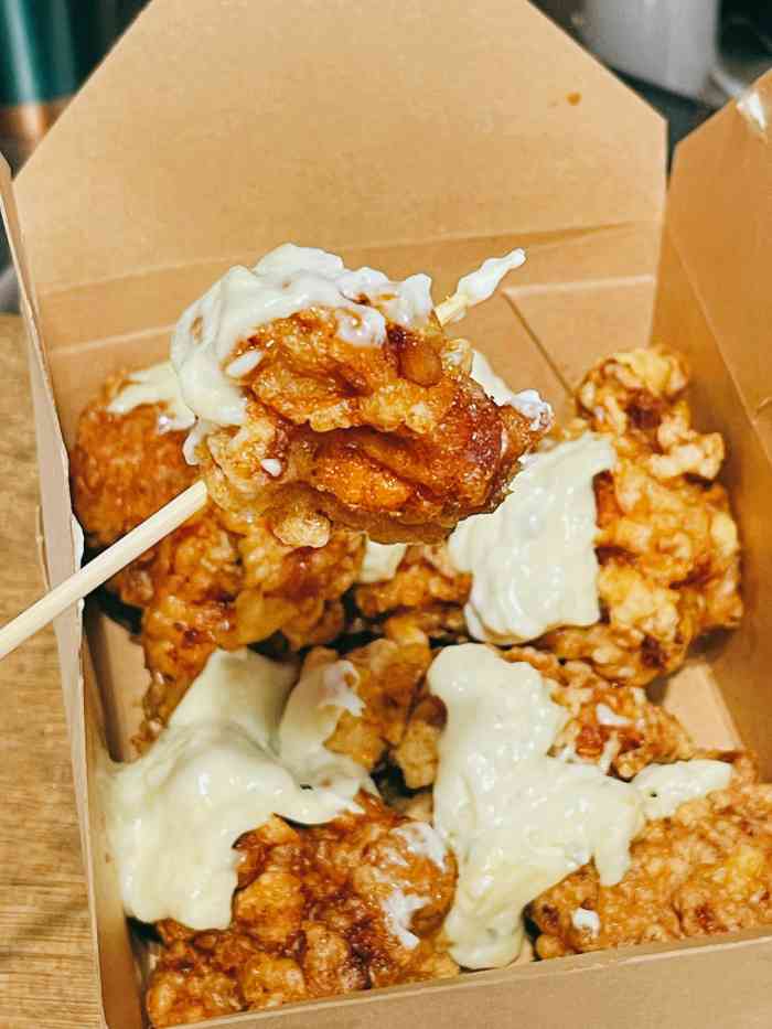 咔不离炸鸡(新世界大丸百货店)-"4块装的塔塔酱炸鸡,一块就很大,鸡肉