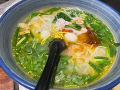 鲜花汆肉米线-云尊府云南菜(华宇购物中心店)