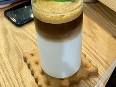 爽翻天冰拿铁-怪 kafe.