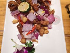 柠檬叶酥小排-老滇山寨•云南特色菜•地方菜•民族风情歌舞表演(金碧店)