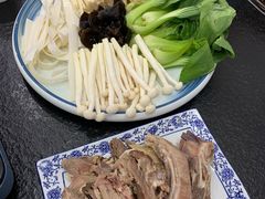 -撒拉人家.酸菜牦牛肉火锅