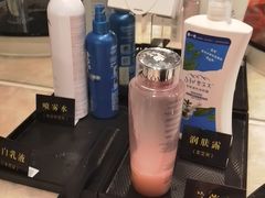 -裕龙汤泉