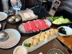 -捞王锅物料理(上海世茂广场店)