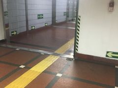 -八宝山(地铁站)