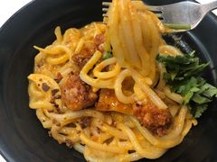 緬式咖喱雞撈瀨粉-缅华南国小食店