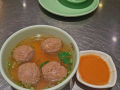 -潮界(LU·ONE凯德晶萃广场店)