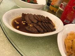 -梦中园海鲜酒店(川沙路店)