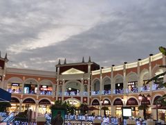 -佛罗伦萨小镇广佛名品奥特莱斯(疏港路店)