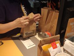 -麦当劳(伟城广场店)