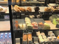 -星巴克臻选(威海威高广场店)