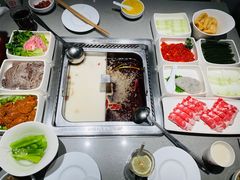 -海底捞火锅(银泰中心店)