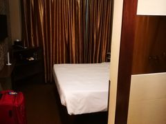 -香港华美达海景酒店
