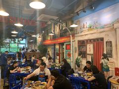 大堂-马路边边串串香形象店(磐石路店)