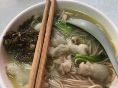 小胃口黄鱼面-明呈黄鱼面馆(斜土路店)