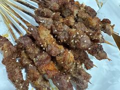-巴汗羊肉串烧烤店