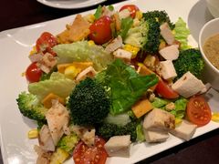 烤西蓝花鸡肉沙拉-bluefrog蓝蛙(悠唐购物中心店)