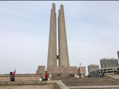 -唐山抗震纪念碑广场