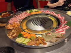 -哈哈碳都·牛肋条无限自助烤肉(台江万达店)