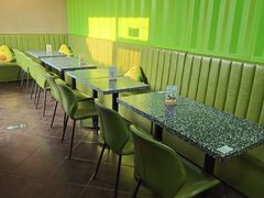 -油梨树AVOCADO TREE(顺义新国展店)