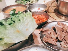 -蚂蚁洞·烤肉大营地(上海静安大悦城店)