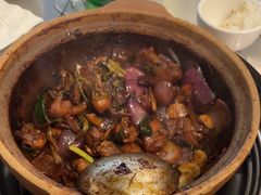 -胡须佬鸡煲四季火锅店(石厦西村直营店)