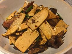 冬笋炒腊肉-烹湘·鲜炒湖南土菜(海珠店)