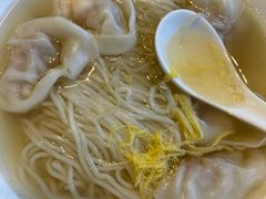 虾仁馄饨面-鼎泰丰(嘉年华•海信广场VILLAGE店)