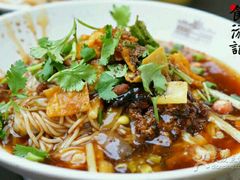 -海口骑楼小吃街