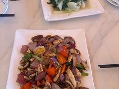 姜葱炒鲜鱿-台山新孖宝柴火黄鳝饭(三合温泉店)