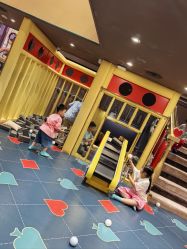 -MELAND CLUB•花园城堡主题亲子乐园•派对•餐厅(广州乐峰广场旗舰店)