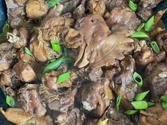 -华龙特色大骨鸡农家菜馆