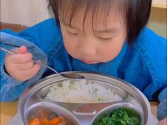 -魔力熊儿童早教托育中心(硚口同馨店)