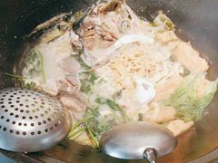 -陈大锅·岳阳鱼馆·地道岳阳菜(美食街店)