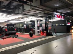 -梅赛德斯奔驰文化中心·停车场