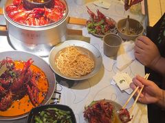 -巴厘龙虾·榜首油焖大虾(音乐学院·沿江酒馆店)