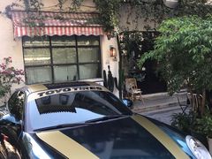 -彳亍咖啡·这里(水湾路店)