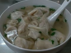 -周震馄饨
