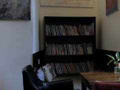 -良友书坊(安徽路店)