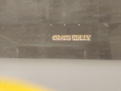-GRACE KELLY婚纱与礼服(天津店)