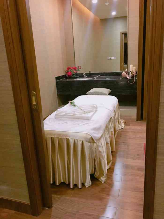 vita spa(万达文华店)-"开在万达文华里,环境还是比较好的,进门后.