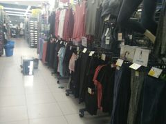 -迪卡侬(高新万达店)