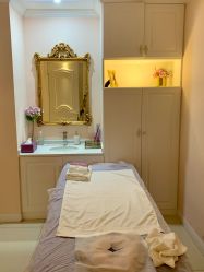 -蕾蕾美颜美容美体